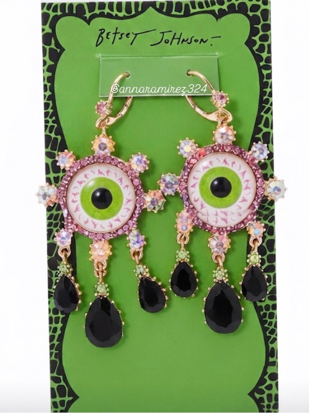 NWT ⚜️🖤⚜️ BETSEY JOHNSON EYEBALL CHANDELIER DROP EARRINGS